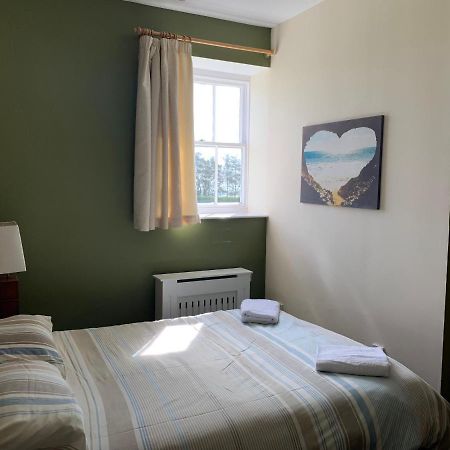 Jersey Accommodation And Activity Centre Gorey Extérieur photo