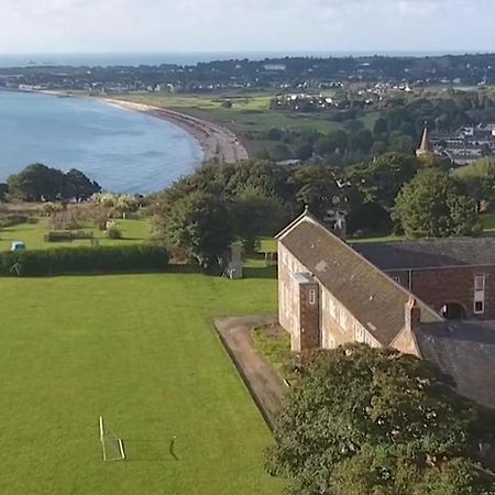 Jersey Accommodation And Activity Centre Gorey Extérieur photo