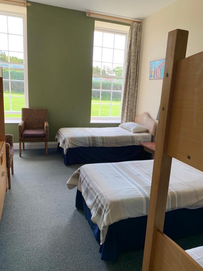 Jersey Accommodation And Activity Centre Gorey Extérieur photo