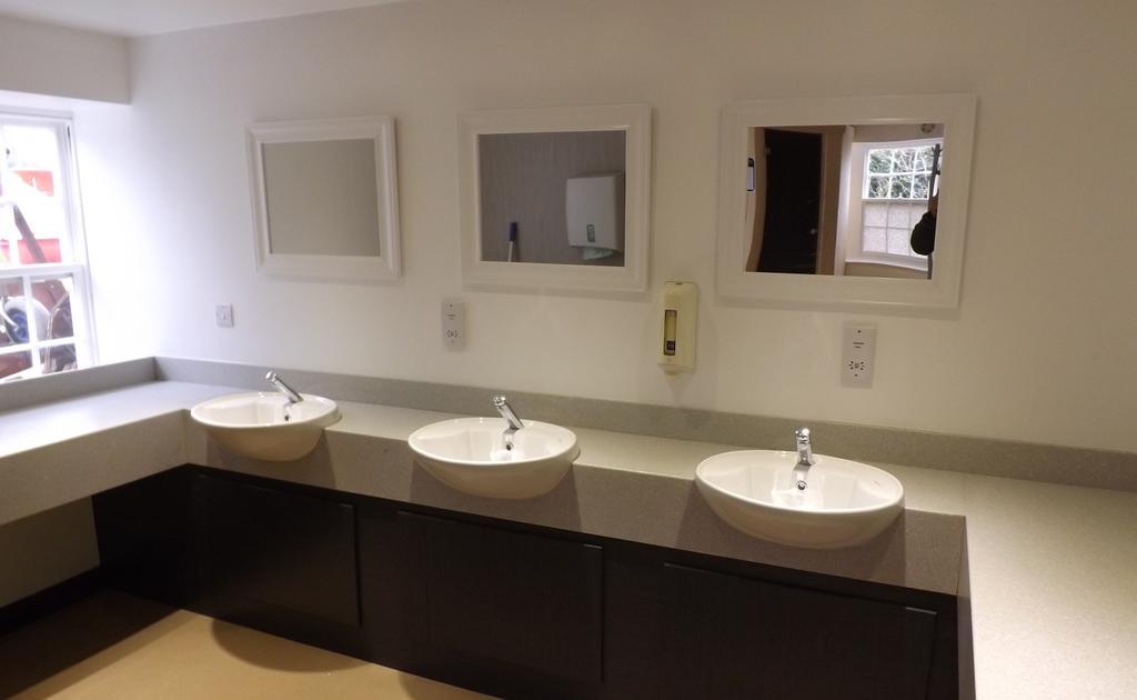 Jersey Accommodation And Activity Centre Gorey Extérieur photo